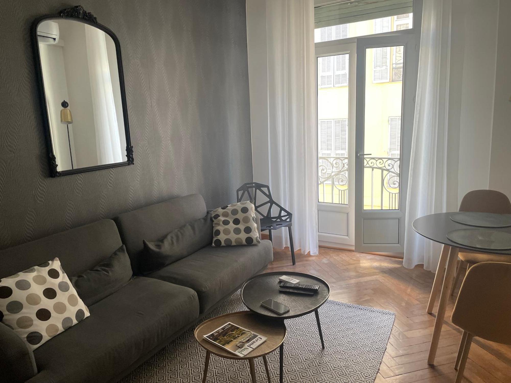 Superbe Appartement Au Coeur De Νίκαια Εξωτερικό φωτογραφία